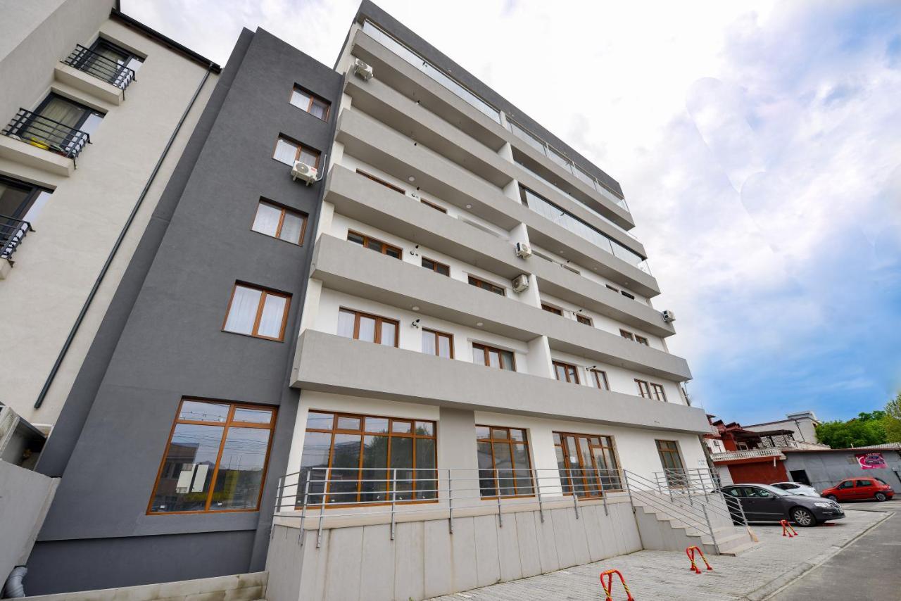 Sofia Cozy Apartment - Underground Private Parking Букурещ Екстериор снимка