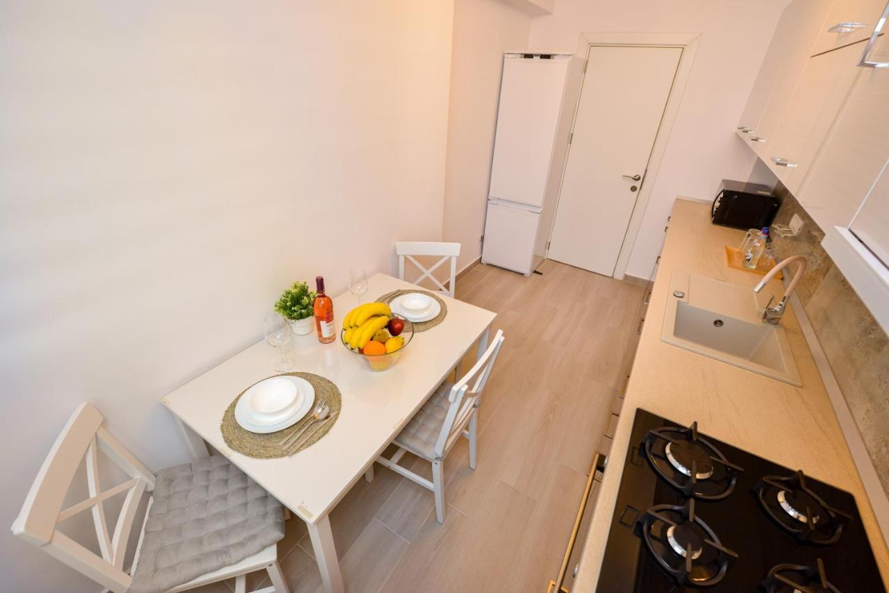 Sofia Cozy Apartment - Underground Private Parking Букурещ Екстериор снимка